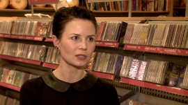 Magdalena Kumorek wydała płytę. Śpiewa utwory do tekstów Bolesława Leśmiana Gwiazdy, LIFESTYLE - Magdalena Kumorek wydała album pt. „Śmiercie”. Inspiracją do stworzenia krążka była poezja Bolesława Leśmiana oraz muzyka ludowa. Jak przyznaje artystka, początkowo nie miała w planach wydania płyty.