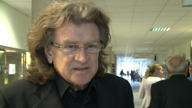 Zbigniew Wodecki: komercja w muzyce poszła tak daleko, że zrujnowała wielu zdolnych artystów Muzyka, LIFESTYLE - Zdaniem Zbigniewa Wodeckiego panująca na polskim rynku muzycznym komercja doprowadziła do tego, że wychowankowie uczelni artystycznych nie są w stanie się na nim odnaleźć. Nie pomagają im także programy typu talent show, bowiem chodzi w nich wyłącznie o chwilową rozrywkę, a nie wypromowanie prawdziwych talentów.