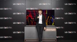 MISTRZOWIE ŁĄCZĄ SIŁY PRZED MISTRZOSTWAMI - JAKUB BŁASZCZYKOWSKI AMBASADOREM LG Gwiazdy, LIFESTYLE - Firma LG Electronics Polska ogłosiła, iż Jakub Błaszczykowski, jeden z najlepszych graczy polskiej reprezentacji oraz piłkarz włoskiej drużyny ACF Fiorentina, został Ambasadorem marki LG.