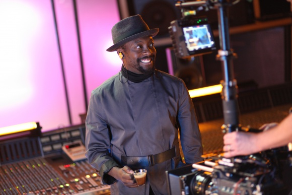 NESCAFÉ® Dolce Gusto® i will.i.am łączą siły w nowej kampanii reklamowej Gwiazdy, LIFESTYLE - Marka NESCAFÉ® Dolce Gusto® ogłasza start nowej, ekscytującej globalnej kampanii reklamowej „Nie ma nic lepszego od klasyki skomponowanej na nowo”, powstałej we współpracy ze znanym i nagradzanym twórcą muzycznym will.i.am