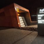 Muzeum II Wojny Światowej w Gdańsku z systemem informacji wizualnej