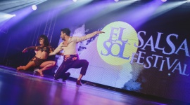 El Sol Salsa Festival już po raz 13.! Muzyka, LIFESTYLE - El Sol Salsa Festival już niedługo po raz 13 będzie podgrzewał warszawską jesienną atmosferę. Najbardziej słoneczny festiwal taneczny w Europie wesprze El Sol - marka o iście hiszpańskim temperamencie.