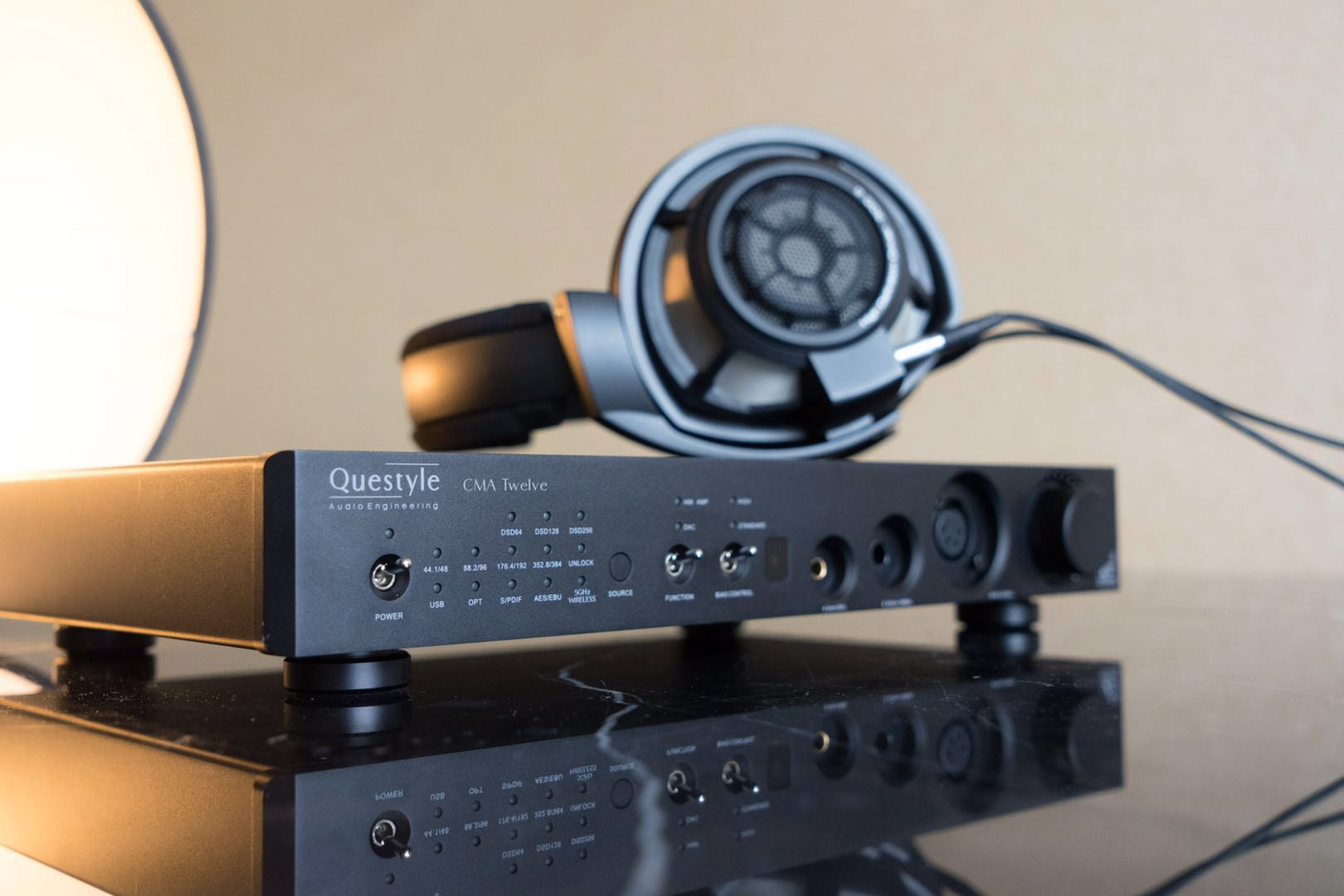Questyle Audio CMA Twelve ” 12-letnie wino dla miłośników audio