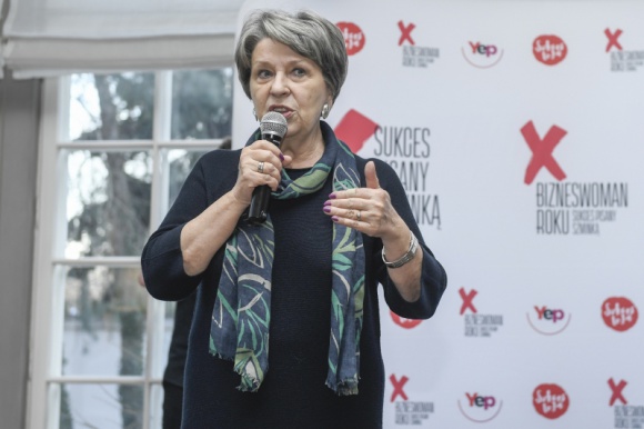 Dr Irena Eris i Katarzyna Pawlikowska podczas ogłoszenia finalistek X edycji BWR Gwiazdy, LIFESTYLE - Kobiety chcą robić karierę i nie boją się awansu - wynika z najnowszego raportu przeprowadzonego przez Fundację Sukces Pisany Szminką „Szanse i bariery dla Polek w biznesie i na rynku pracy”.