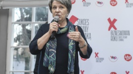 Dr Irena Eris i Katarzyna Pawlikowska podczas ogłoszenia finalistek X edycji BWR Gwiazdy, LIFESTYLE - Kobiety chcą robić karierę i nie boją się awansu - wynika z najnowszego raportu przeprowadzonego przez Fundację Sukces Pisany Szminką „Szanse i bariery dla Polek w biznesie i na rynku pracy”.
