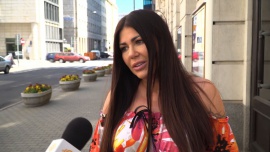 Iwona Węgrowska: Odpocząć mogę i w Hiszpanii, i na Mazurach. Do szczęścia potrzebuję wyłącznie moich bliskich Gwiazdy, LIFESTYLE - Gwiazda nie zaplanowała jeszcze wakacyjnego wyjazdu. Myśli o spędzeniu kilku dni w Chorwacji lub we Włoszech w towarzystwie mamy, córki i partnera. Zapewnia jednak, że równie dobrze mogłaby wyjechać na Mazury – odpocząć jest bowiem w stanie wszędzie, o ile ma wokół siebie najbliższe osoby.