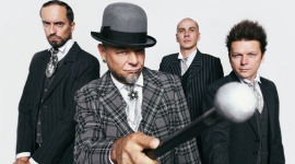 „Kim jestem?” – pierwszy singiel z nowej płyty Lipali Muzyka, LIFESTYLE - Utwór zapowiada szósty studyjny album zespołu pt. „Mosty, rzeki, ludzie”, który na rynku ukaże się już 22 listopada. Wraz z premierą singla pojawił się klip, kalendarz trasy koncertowej i rozpoczęła się przedsprzedaż.