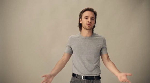Suma Waszych Głosów - gwiazdy w kampanii profrekwencyjnej Gwiazdy, LIFESTYLE - Maffashion, Julia Wieniawa, Blowek i Maciej Musiał w kampanii profrekwencyjnej