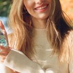 Suki Waterhouse współpracuje z Waterdrop
